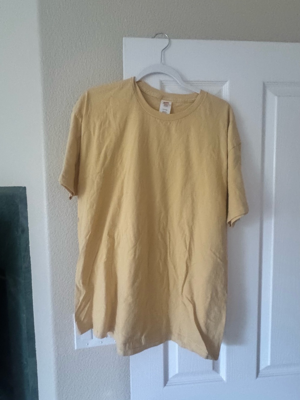 Hanes Men's Short Sleeve Tee - Light Yellow